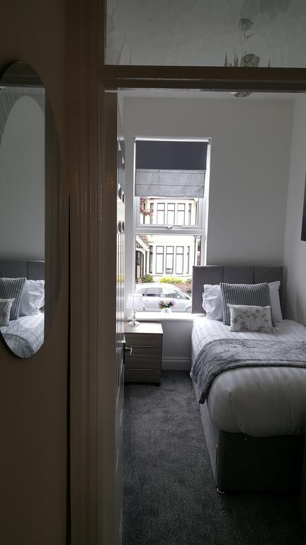 Seventy Eight Apartment Southend-on-Sea Exterior foto