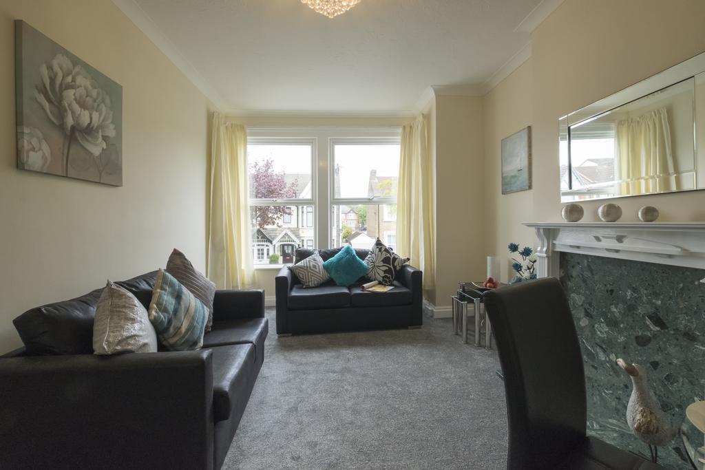 Seventy Eight Apartment Southend-on-Sea Exterior foto