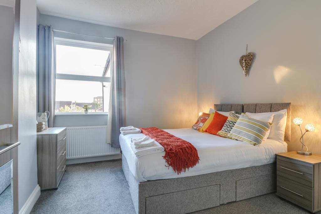 Seventy Eight Apartment Southend-on-Sea Exterior foto