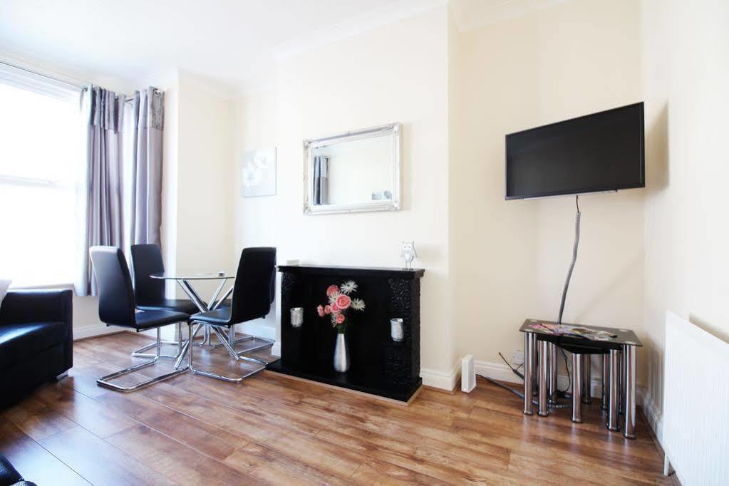 Seventy Eight Apartment Southend-on-Sea Exterior foto